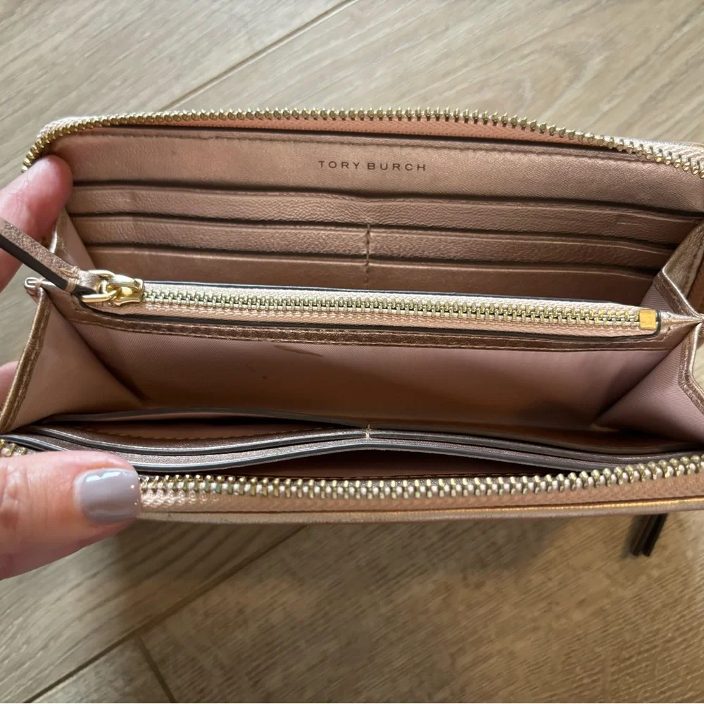 Tory Burch Wallet